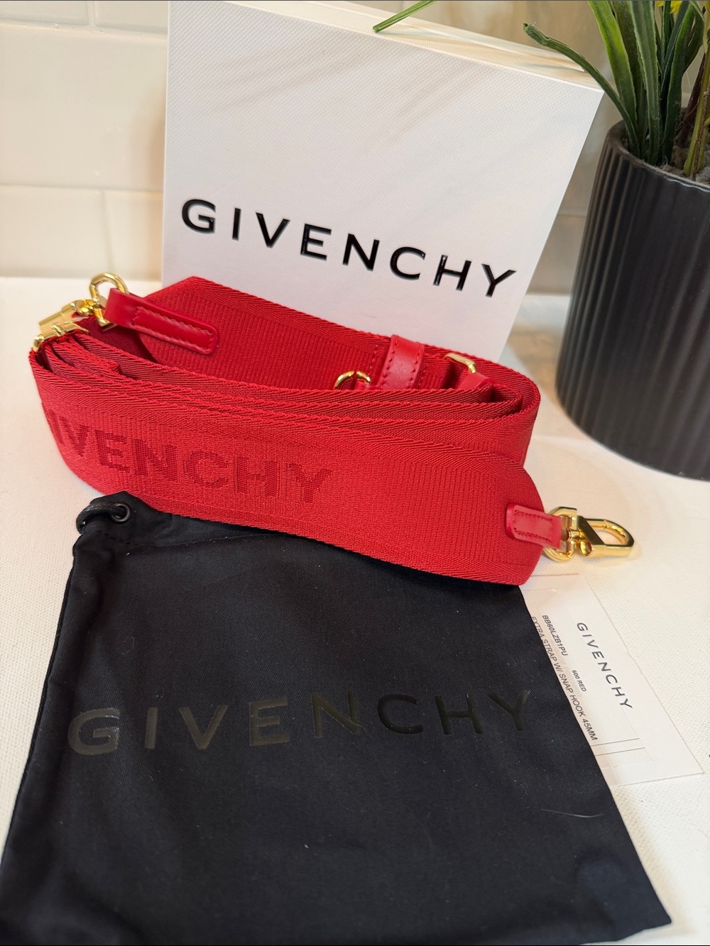 Givenchy Red Bag strap 45 MM NEW in box / dust bag with Tags